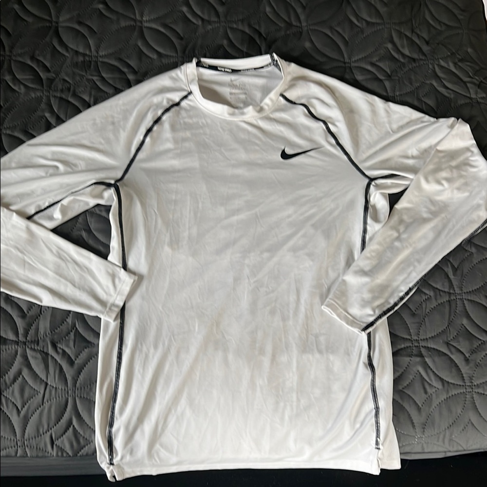 Nike Men's DriFit Long Sleeve Sport Tee